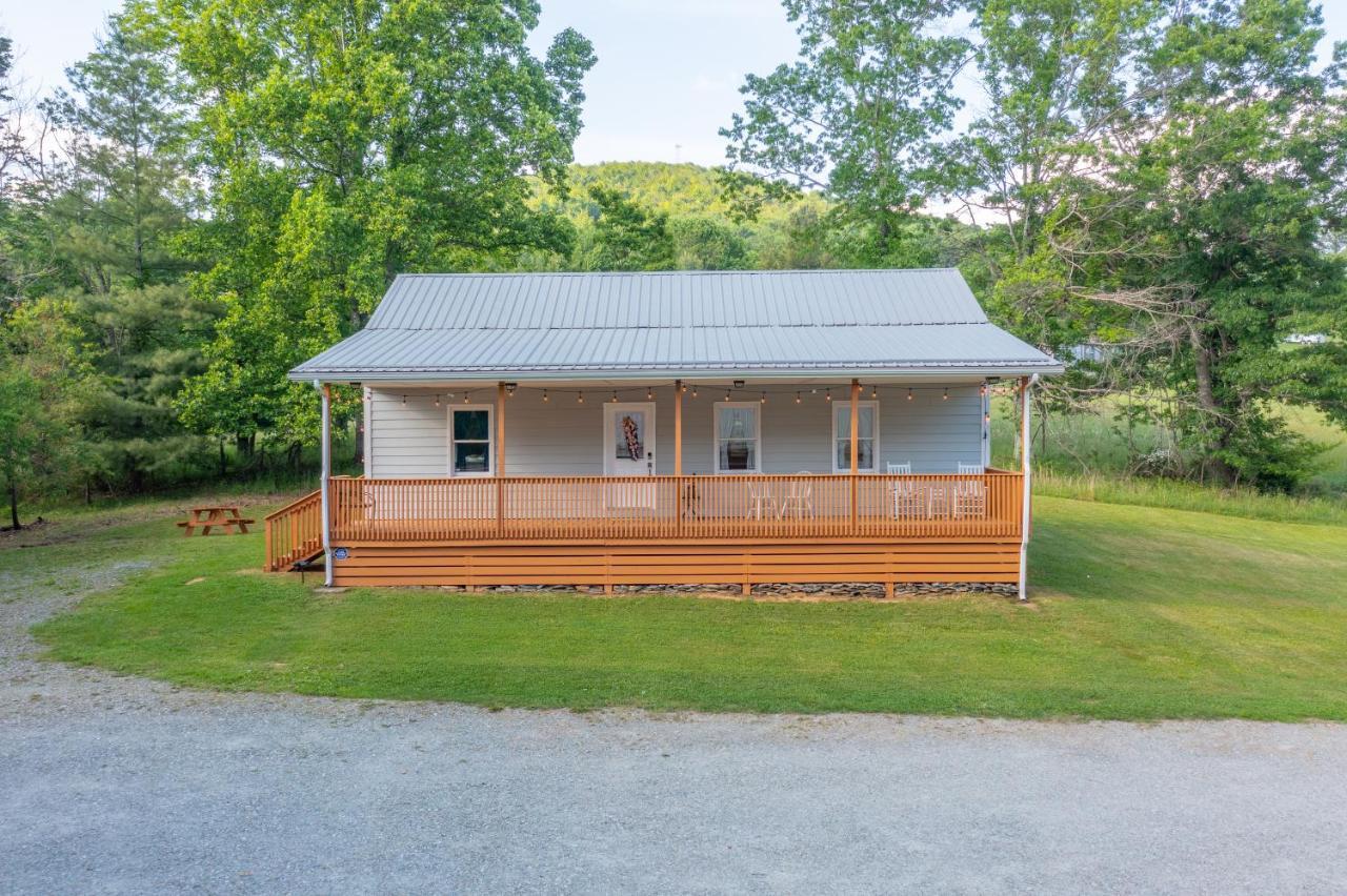 Newly Remodeled Luxury Cottage With Mountain Views Sparta Zewnętrze zdjęcie