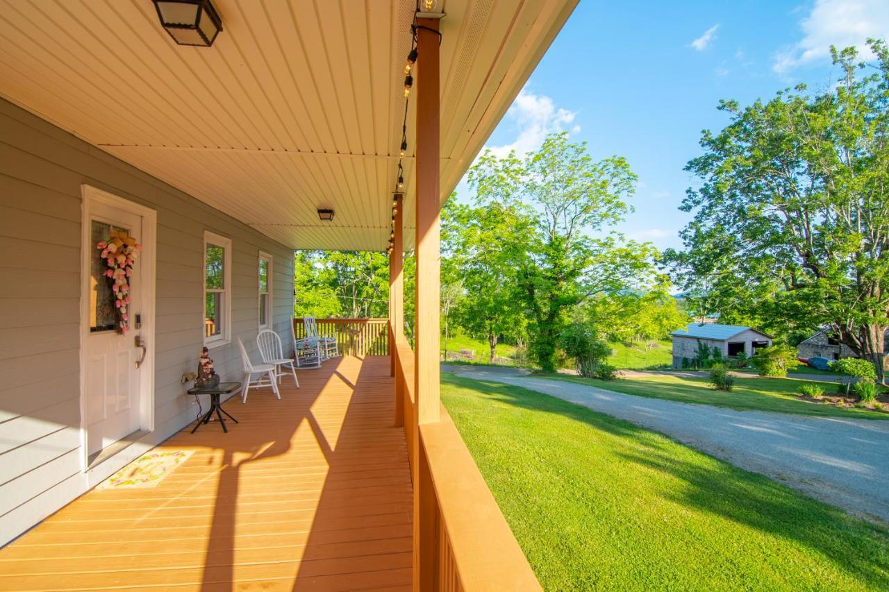 Newly Remodeled Luxury Cottage With Mountain Views Sparta Zewnętrze zdjęcie